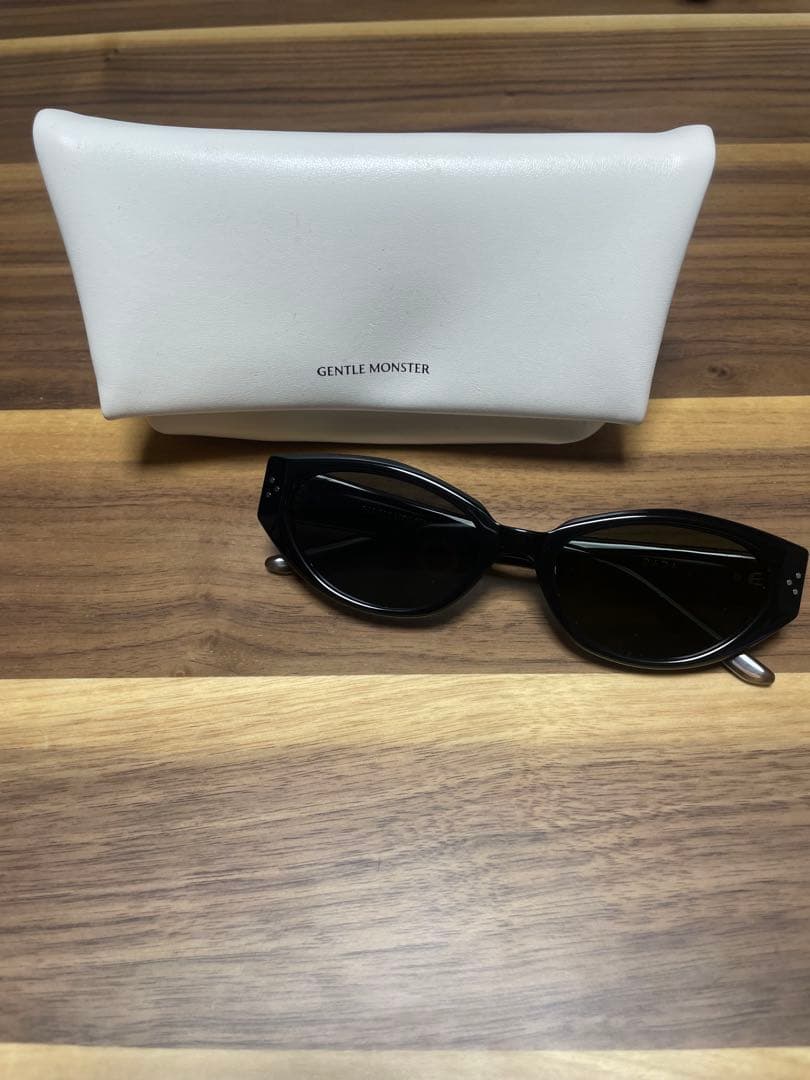 GENTLE MONSTER DADA ブラックサングラス
