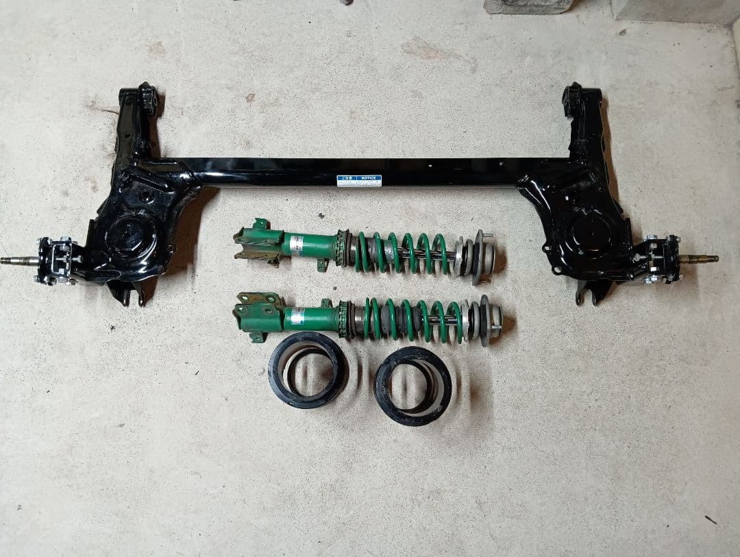 L235 エッセ　ダイハツ　調整式アクスル　のみ