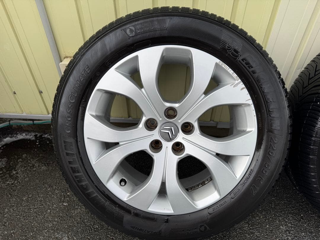 MICHELIN 225/55/R17 オールシーズンタイヤ　シトロエンC5
