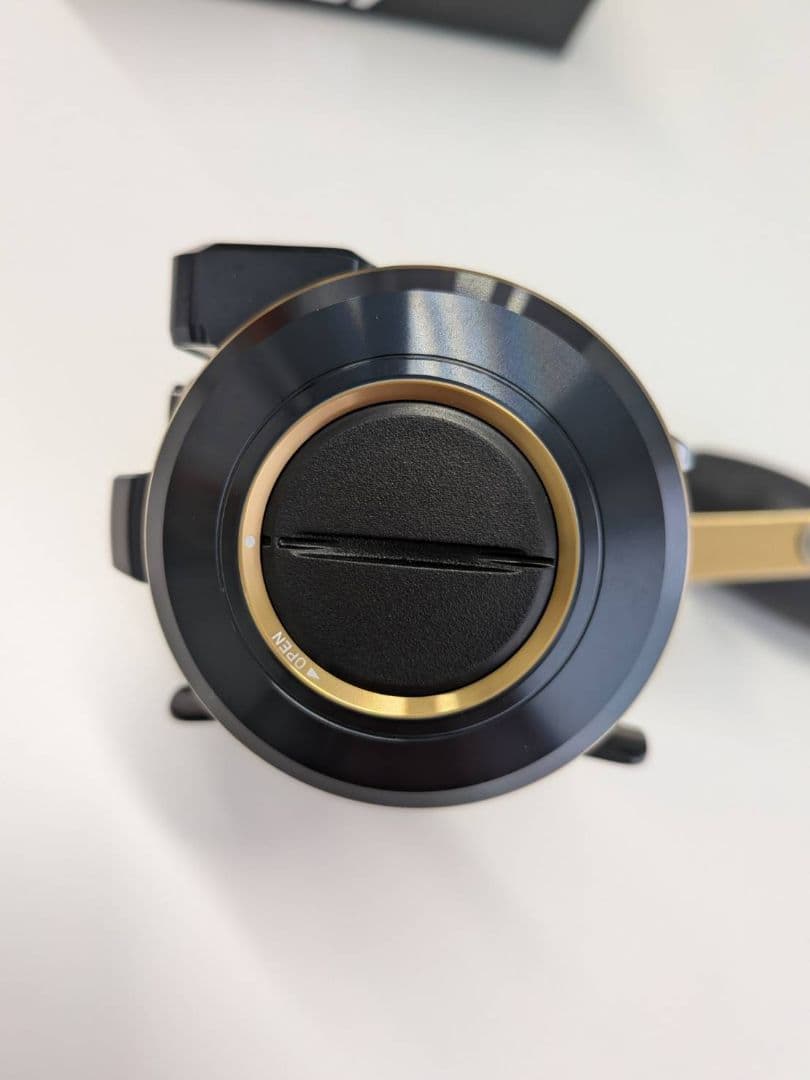 ダイワ　ソルティガ IC300H−SJ　ベイトリール