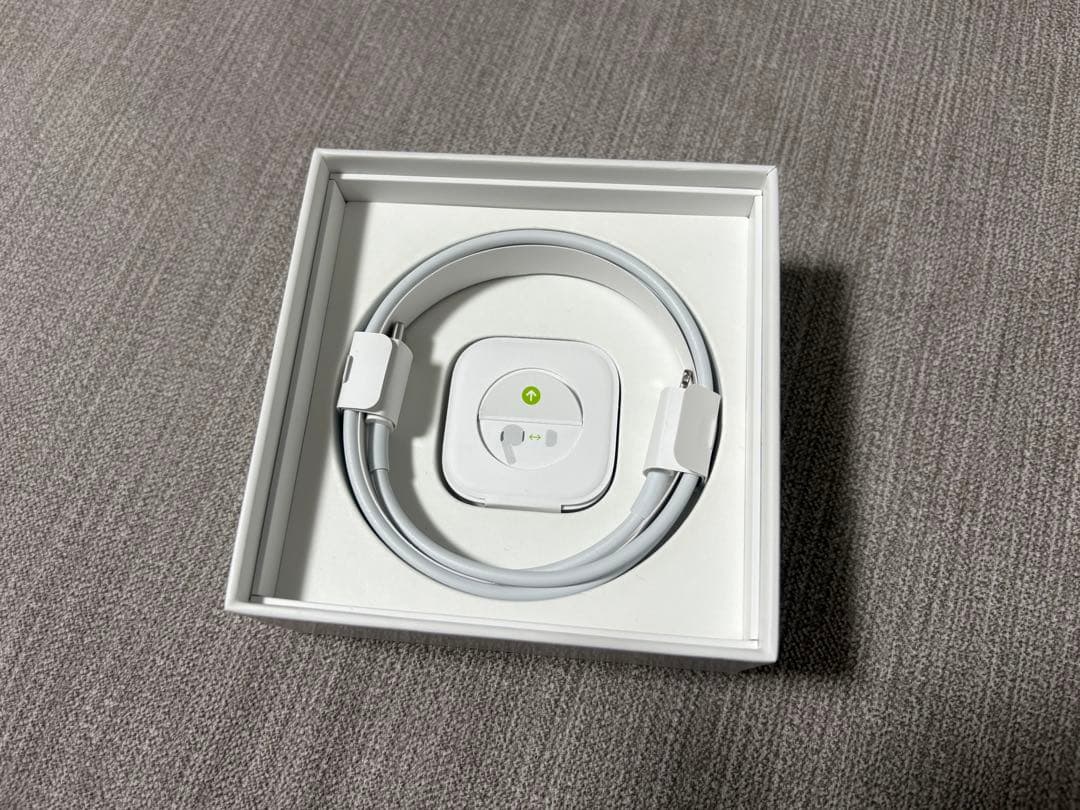 AirPods Pro 本体(左耳のみ) ホワイト 充電ケース付き