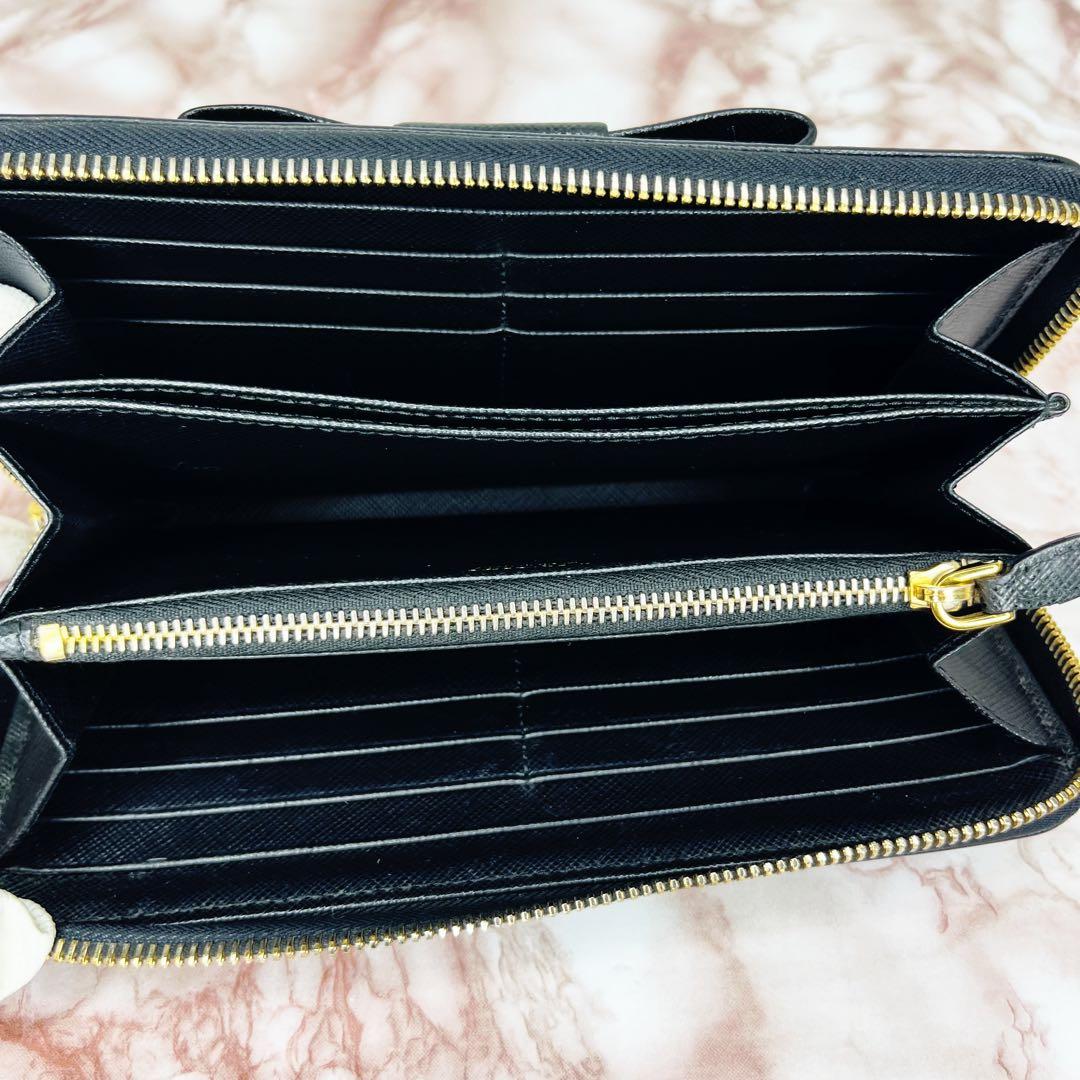 【極美品】PRADA ラウンドファスナー 長財布85