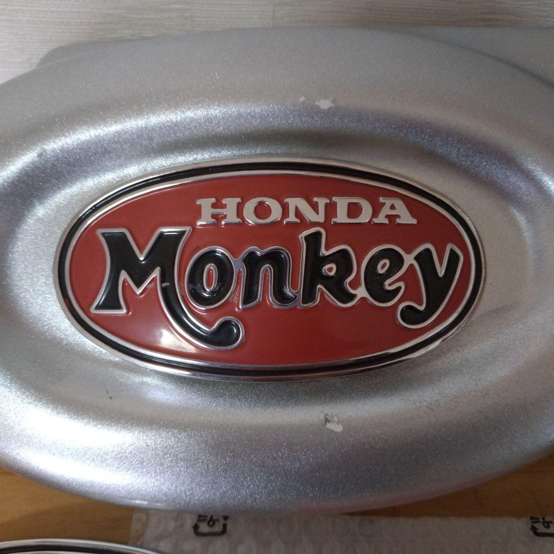 HONDA ホンダモンキータンク サイドカバー用エンブレム　ゴリラ　新品