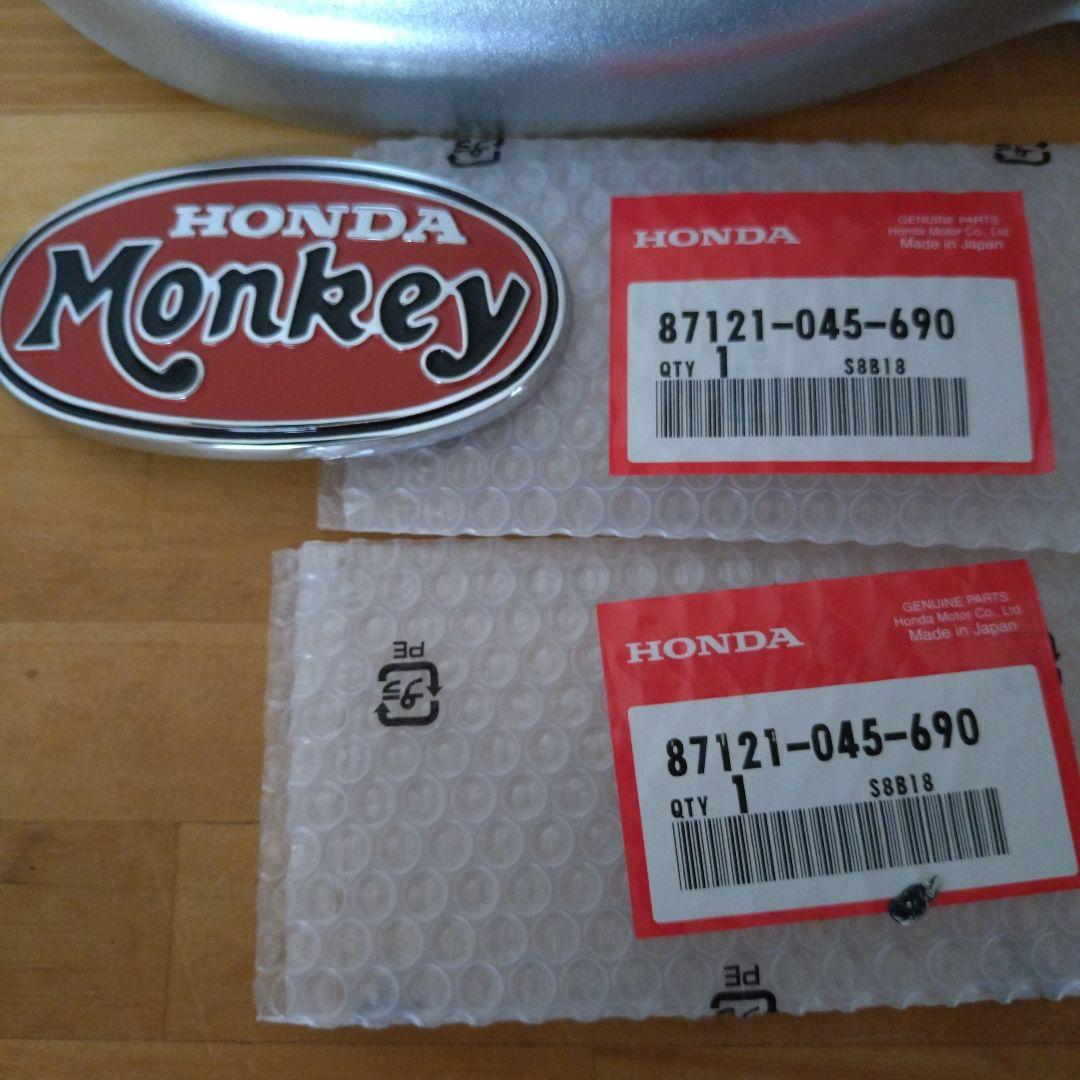 HONDA ホンダモンキータンク サイドカバー用エンブレム　ゴリラ　新品