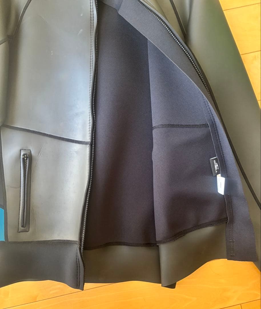 クロロプレン製　長袖ジャケット　オニール　O’NEILL メンズＬ