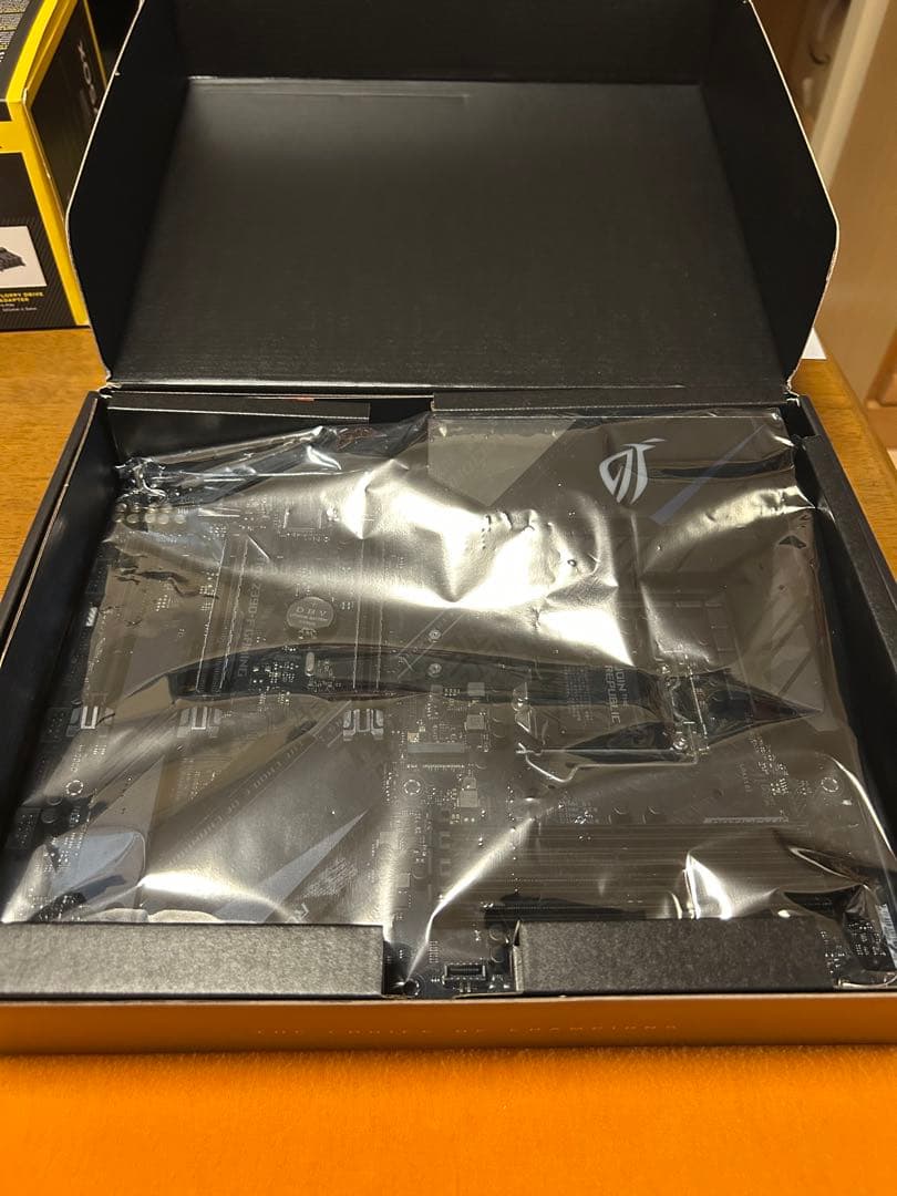 【MB】ASUS ROG STRIX Z390-F GAMING【中古】