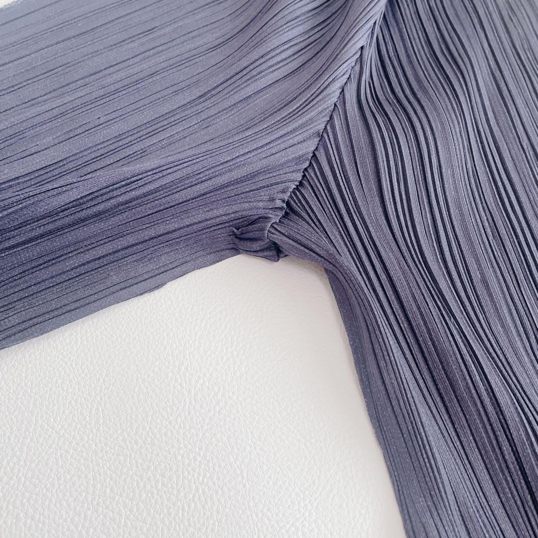 未使用品✨プリーツプリーズ　プリーツパンツ　ライン　ネイビー　ストレートパンツ