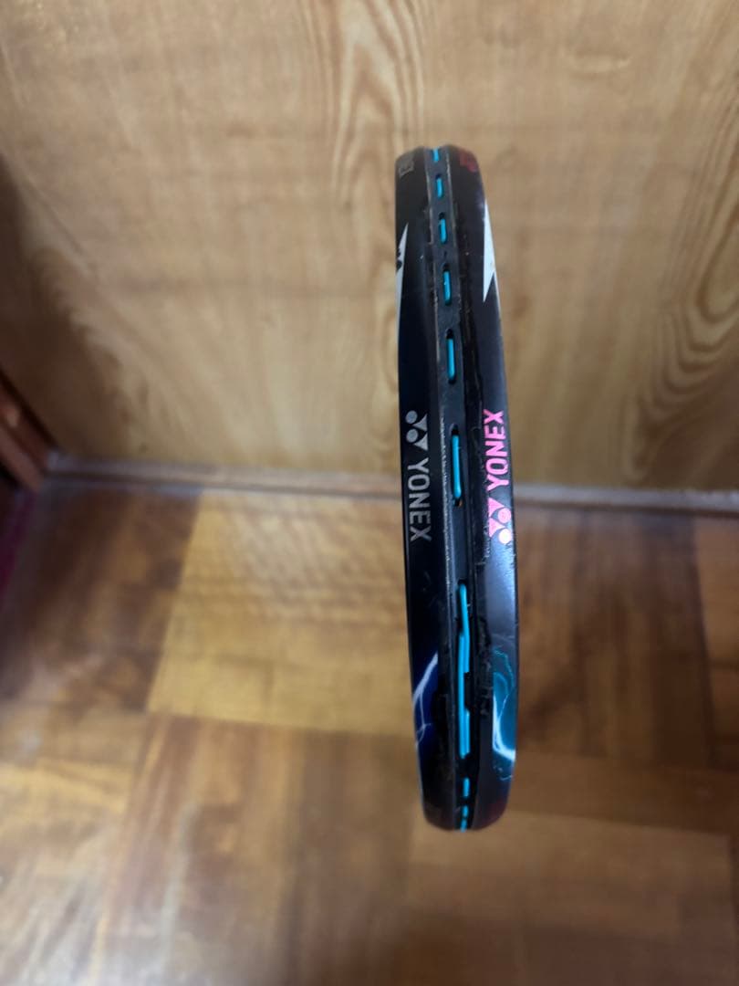 ヨネックス　ボルトレイジ5V UXL-1