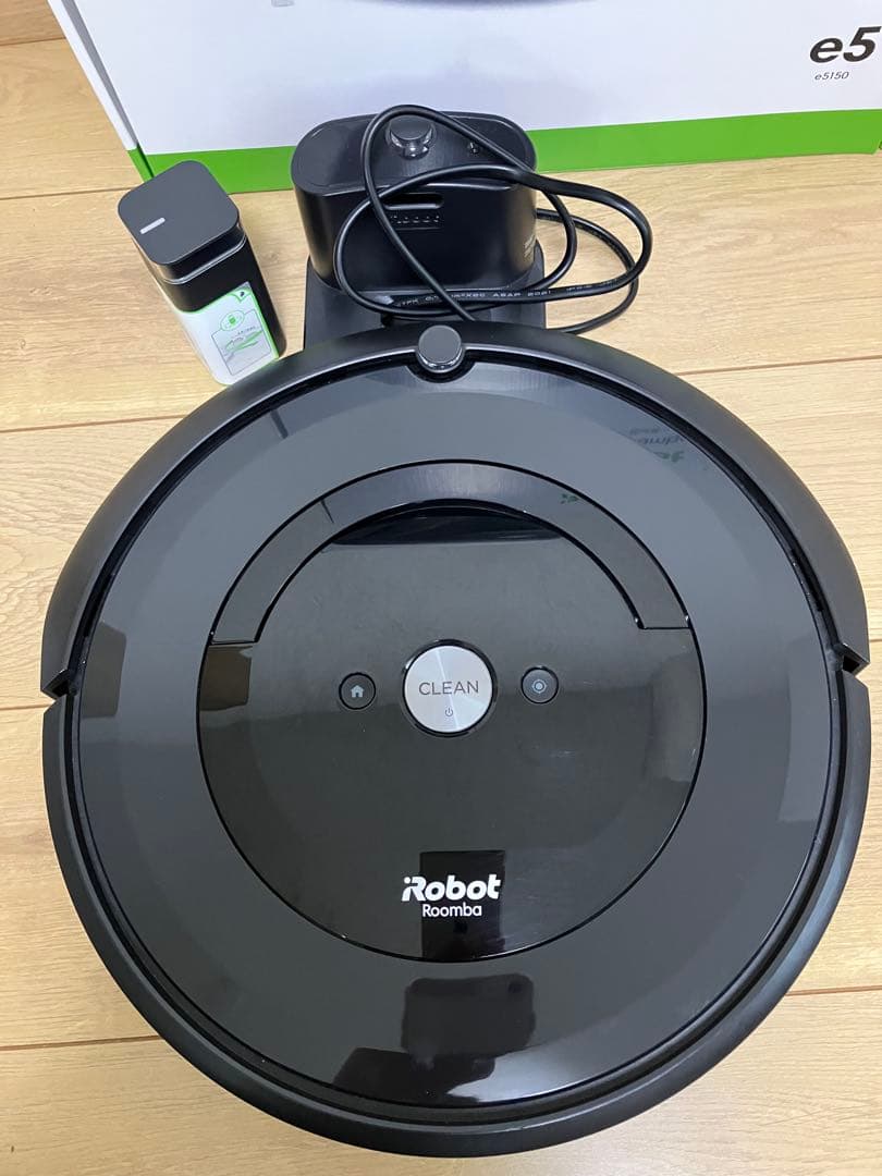 美品　iRobot Roomba e5 元箱　本体 充電器付き