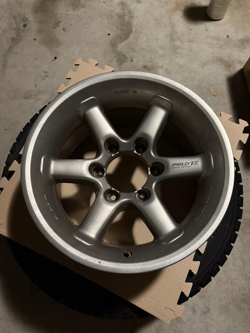 ピ*ソ様 ブラッドレーV Z 16インチ 5本 iT-S 4本 スタッドレス