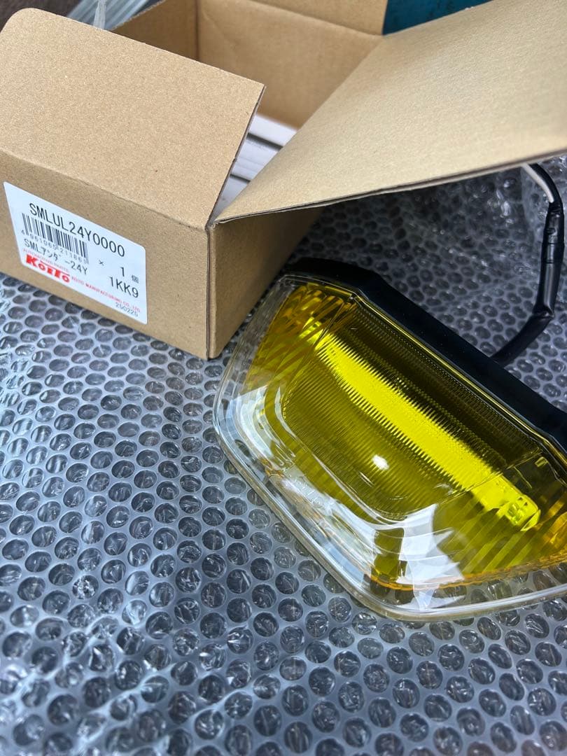 KOITO コイト　LEDマーカー　アンダーライト　4個セット　トラック