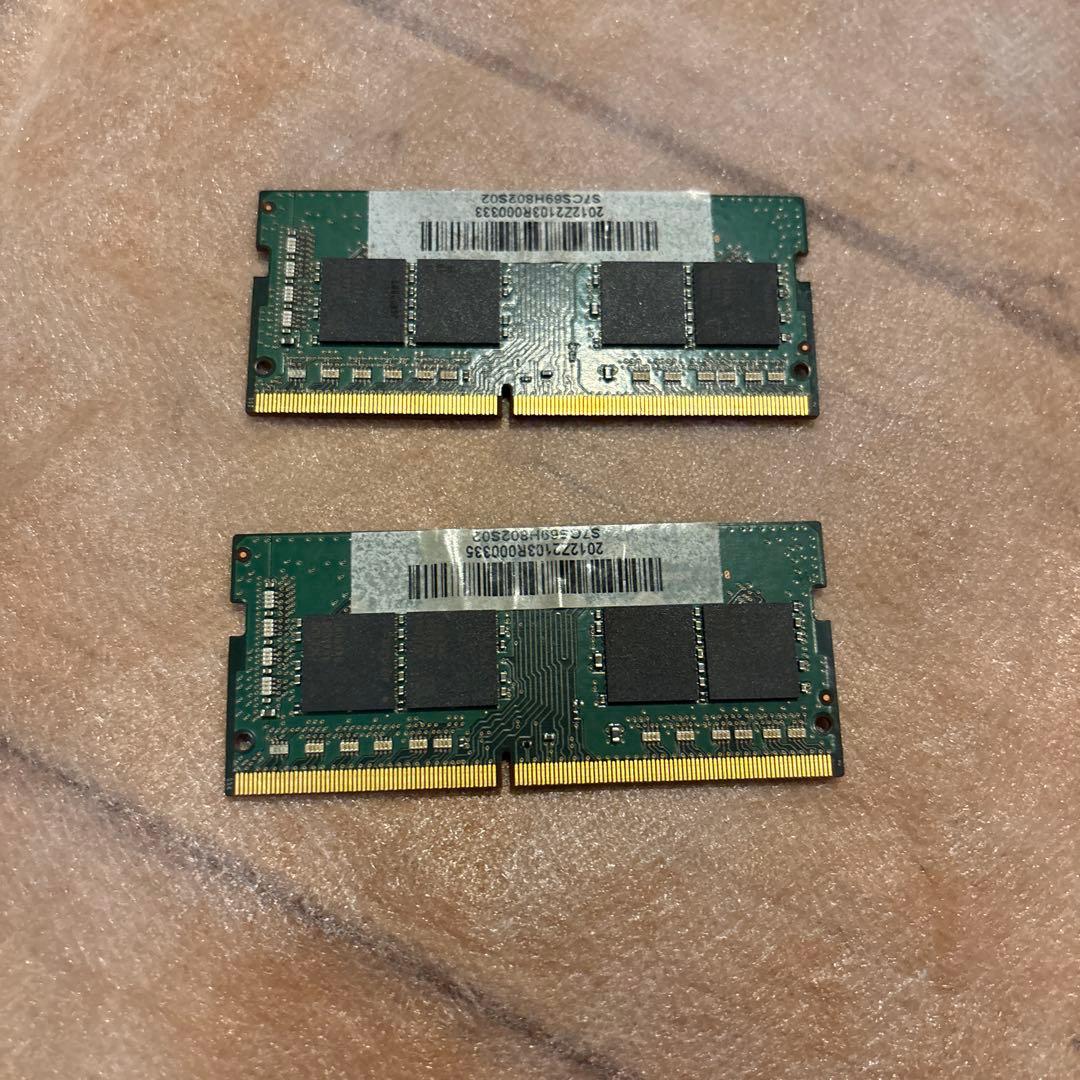 E*L様 Samsung 16GB DDR4メモリ M471A2G43AB2-C