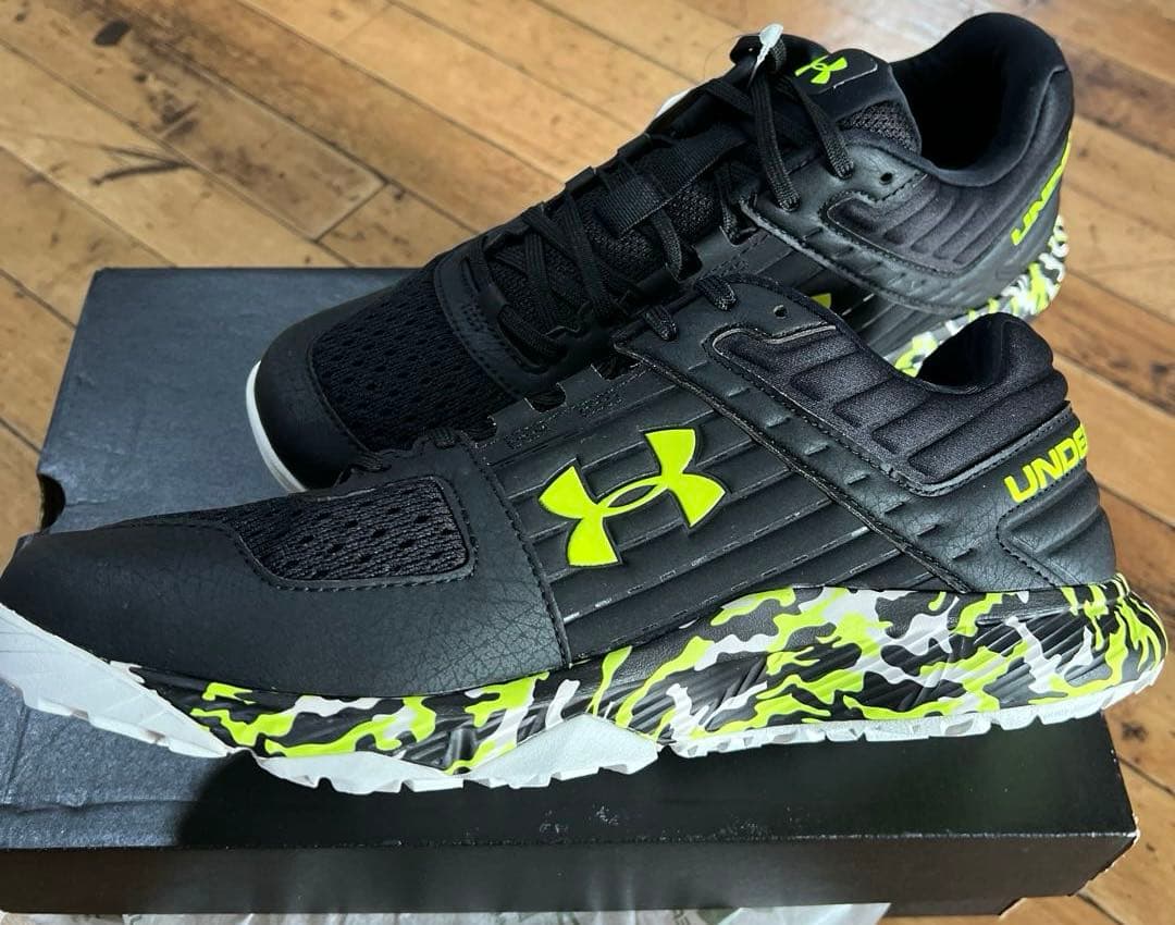 【新品】アンダーアーマー　野球トレーニングシューズ　28cm