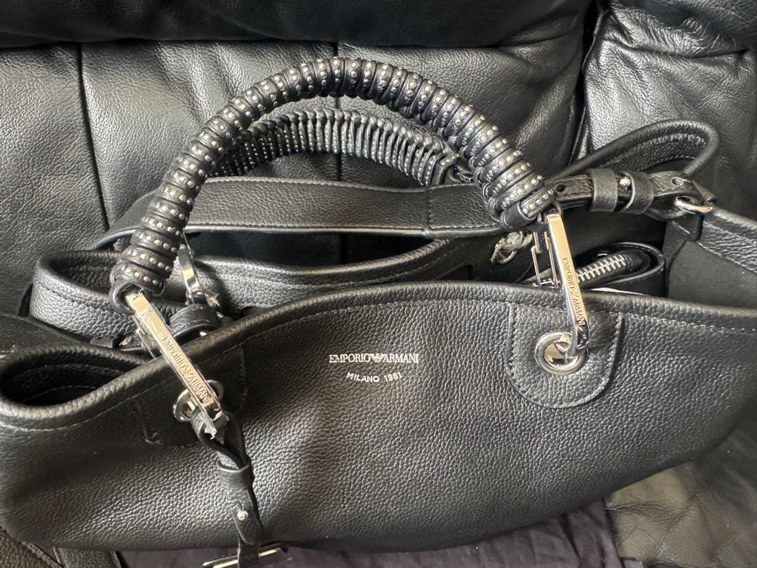 ロペ【フォロー割有り！^_^】エンポリオアルマーニ　レザートートバッグ美品