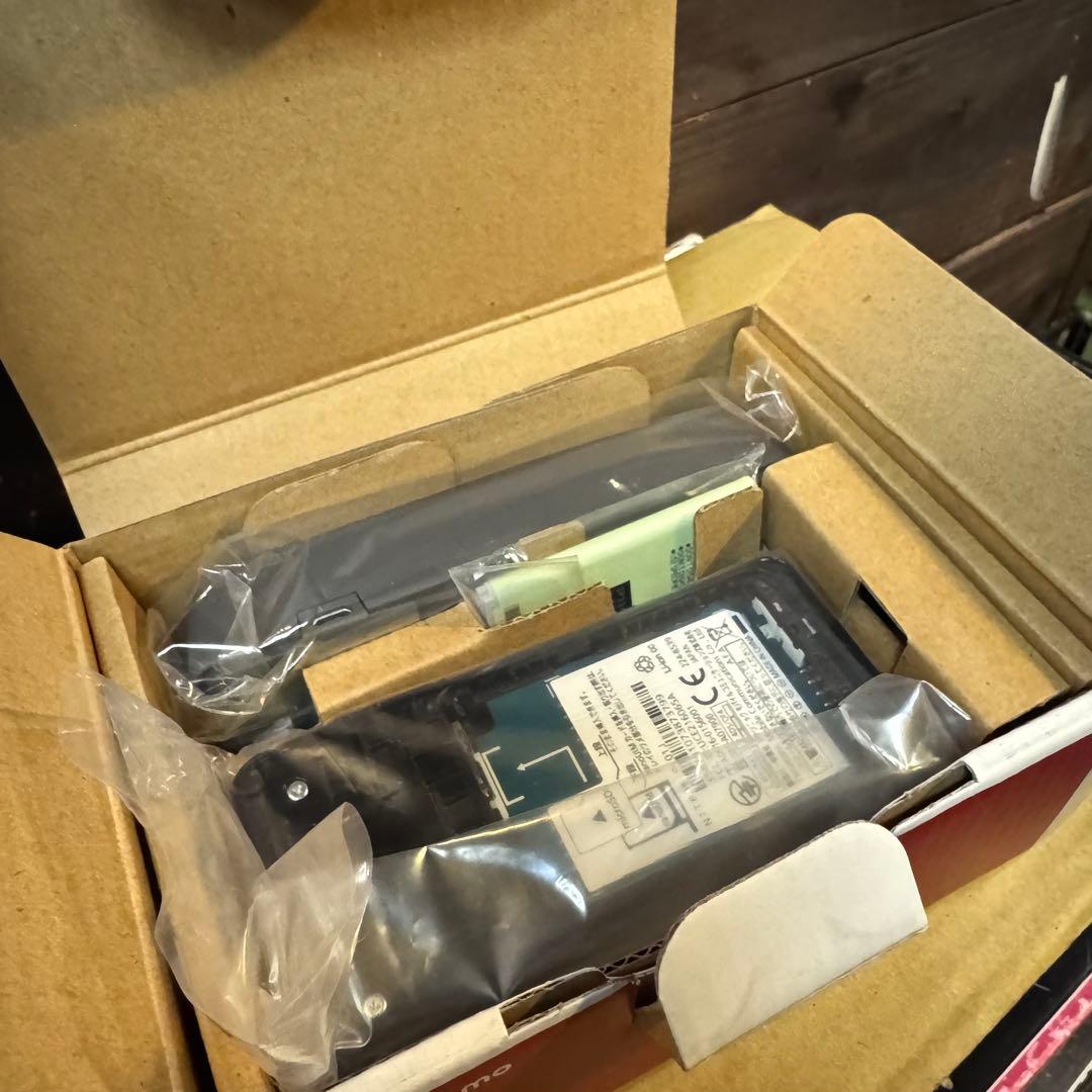 P-smart P-01J ブラック 本体 ガラホ