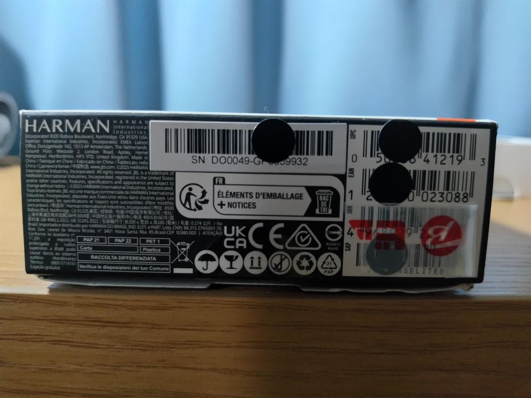 JBLワイヤレスイヤホン　SENSE LITE　(B)