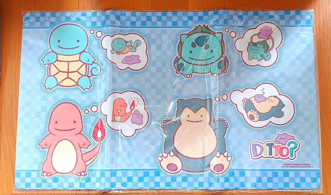 海外ポケモンセンター限定ポケモンカードゲーム プレイマット メタモンDiTTO？