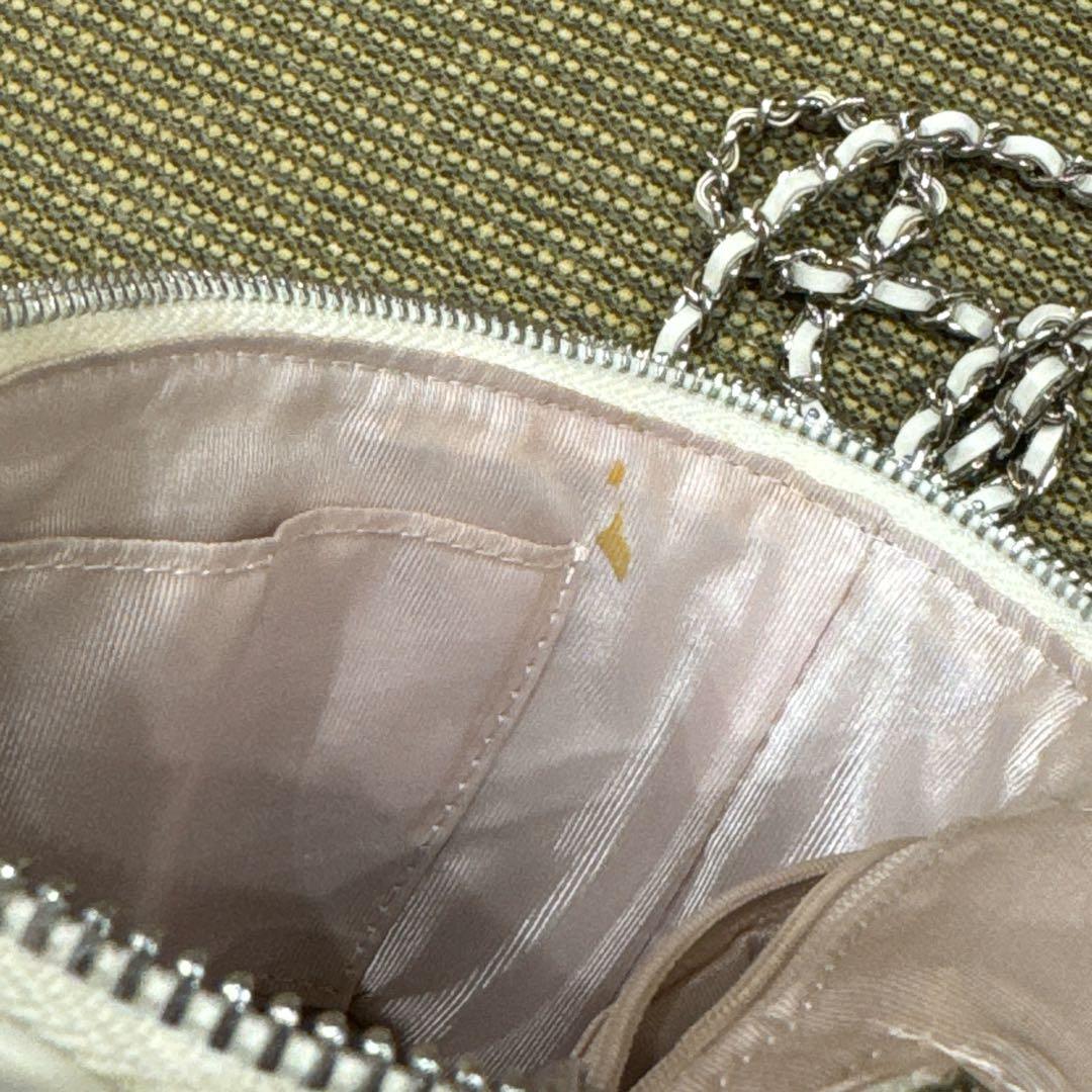 【大人気】pium ビジューキルティングバニティバッグ 白　ピウム　アイボリー