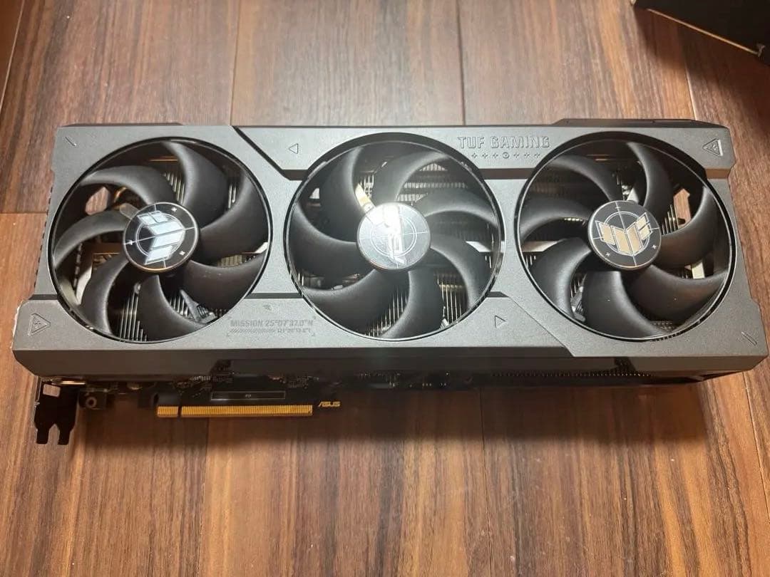 グラフィックボード・グラボ・ビデオカード Asus GeForce RTX 4080 super 16GB