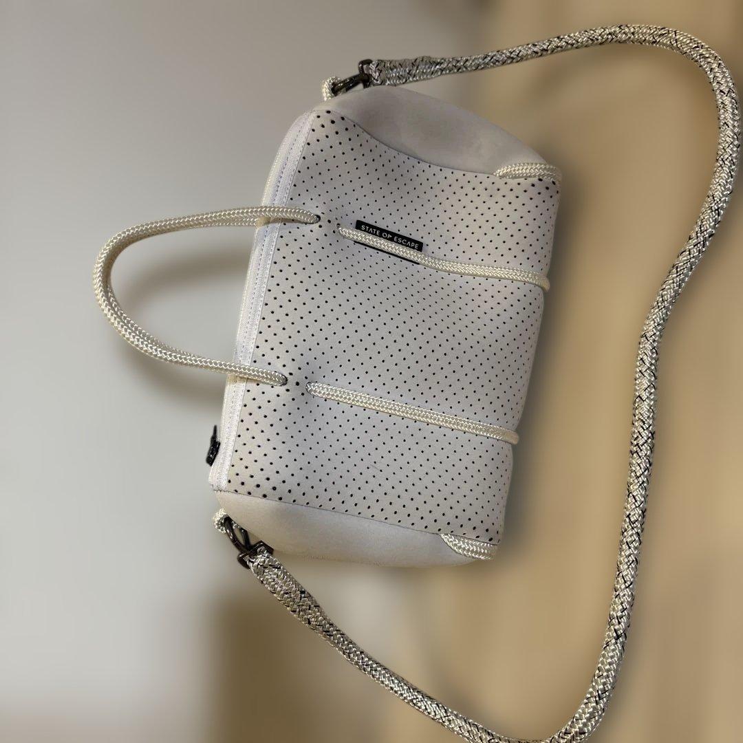 バッグ STATE OF ESCAPE