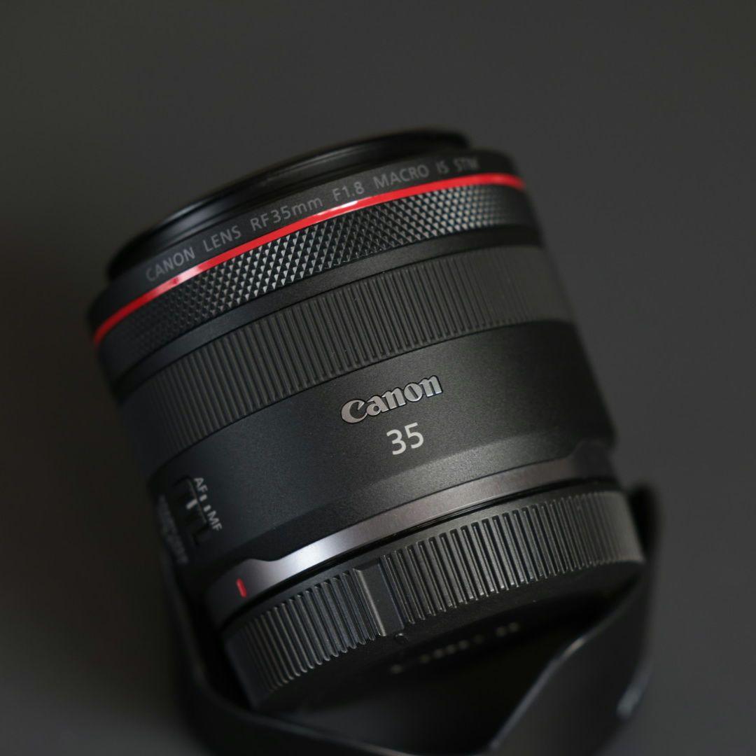 Canon RF 35mm F1.8 マクロレンズ