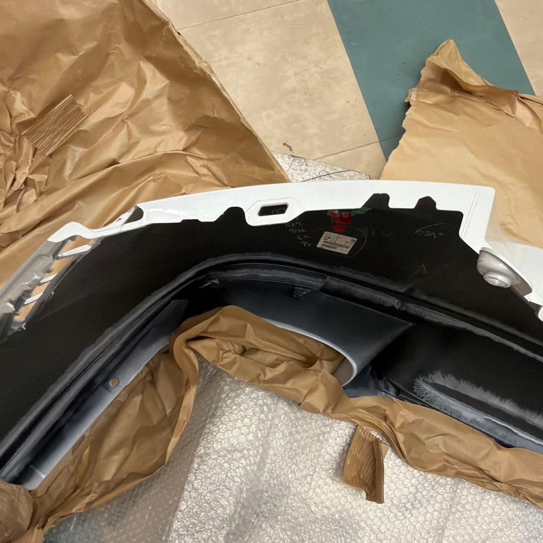 カムリWS後期 プラチナホワイトパールマイカ リアバンパー