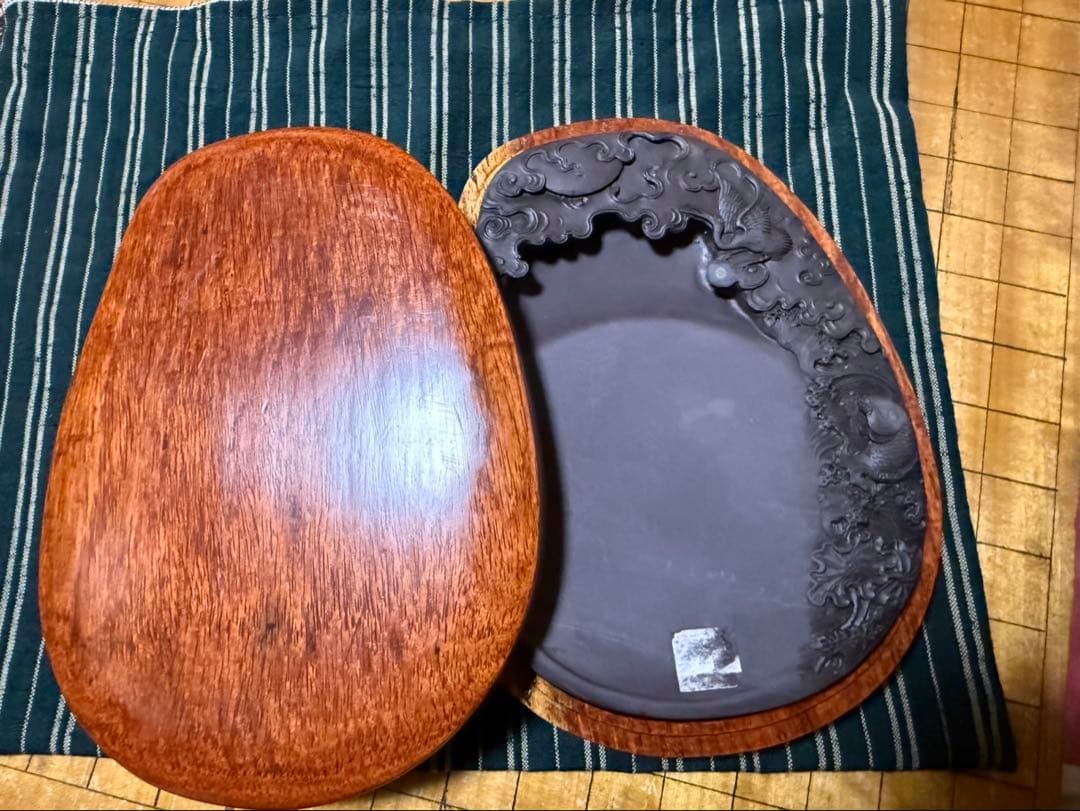 硯　鳥と魚の彫刻　木箱付き