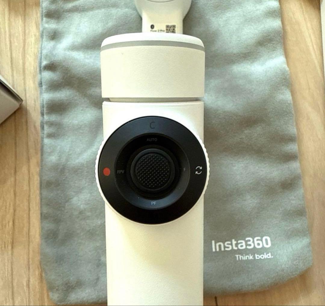 Insta360 Flow2 Pro インスタ　クリエイターキット ホワイト