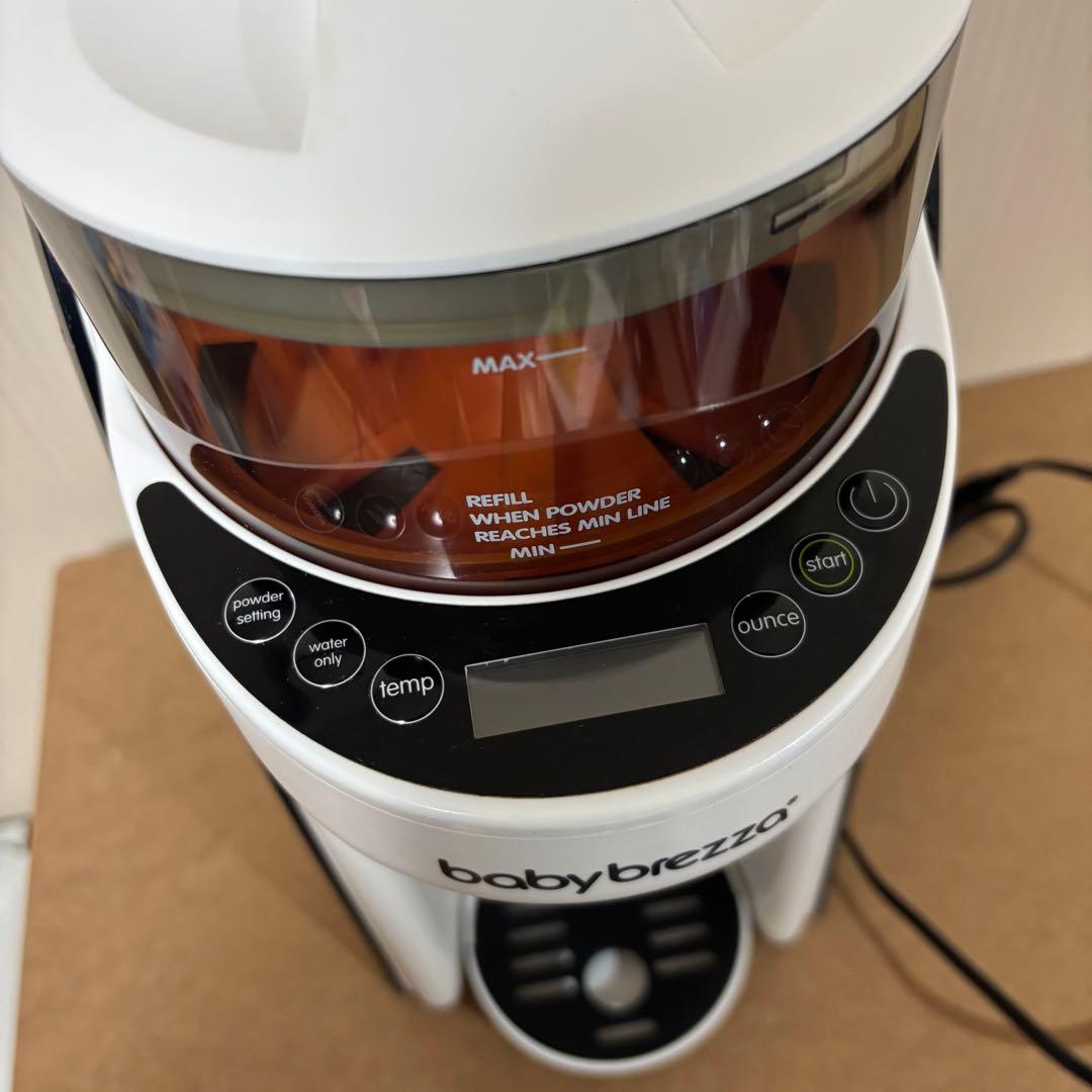 BabyBrezza ベビーブレッツァ 全自動ミルクメーカー　ベビーブレザ