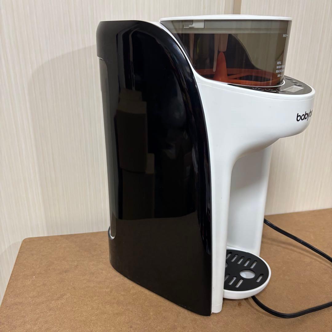 BabyBrezza ベビーブレッツァ 全自動ミルクメーカー　ベビーブレザ