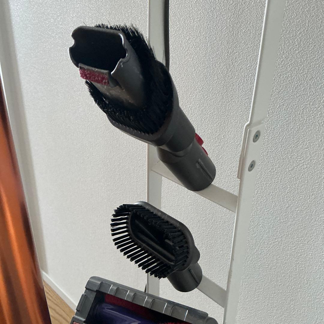 Dyson V10 コードレスクリーナー　SV12 タワーのスタンド付き