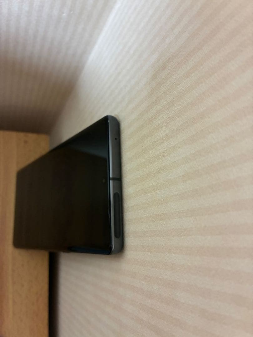 Pixel 7 Pro 128GB ジャンク品 画面に縦線 海外版