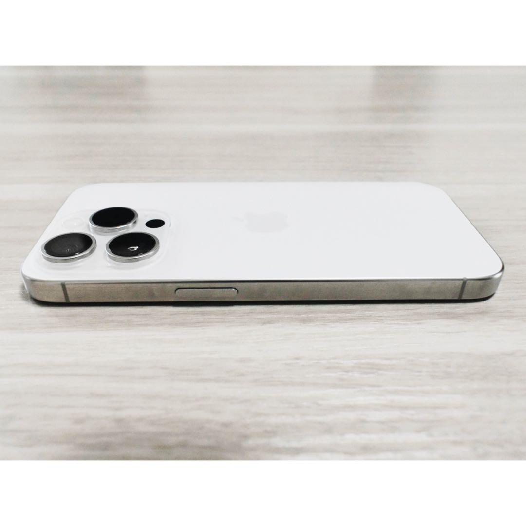 iPhone15Pro 512GB ホワイトチタニウム