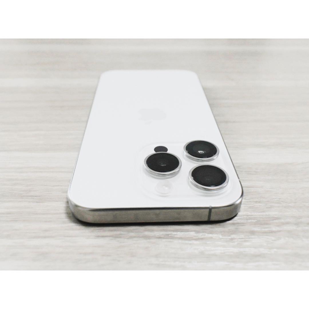 iPhone15Pro 512GB ホワイトチタニウム