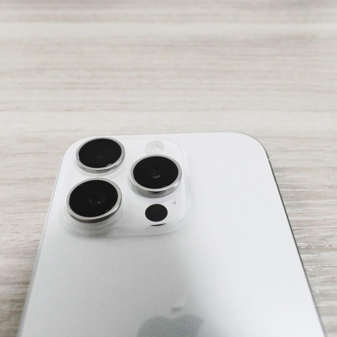 iPhone15Pro 512GB ホワイトチタニウム