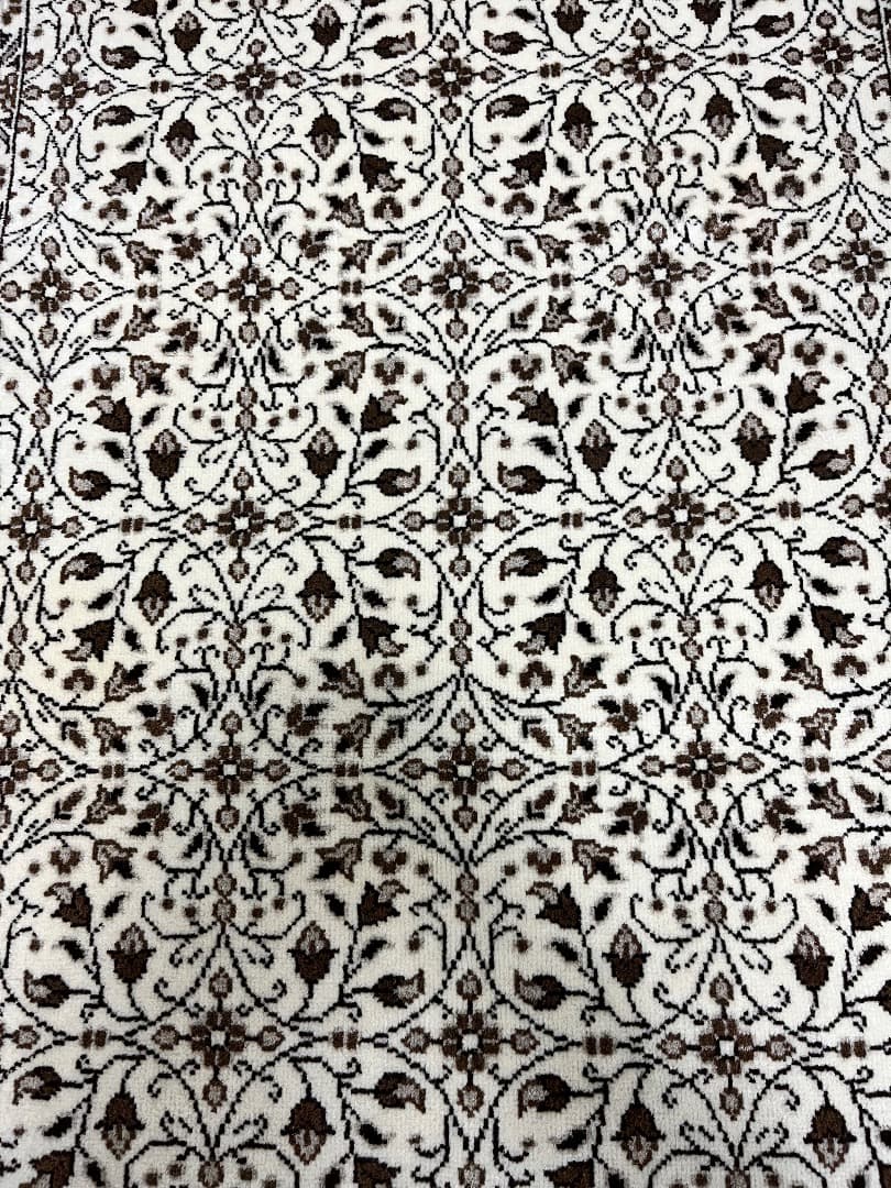 川*郎様 トルコ手織り絨毯。ウル-コットン。丸洗い済み．4番目の写真。