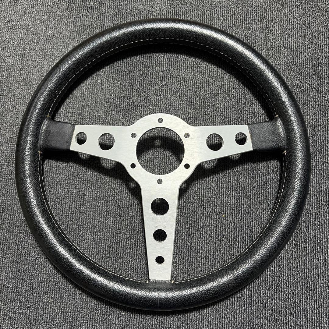 MOMO ステアリング prototipo