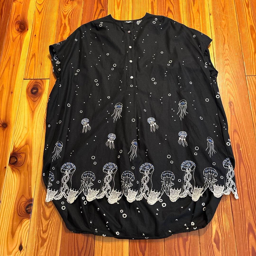 マーブルシュッド　クラゲレース刺繍チュニック　黒