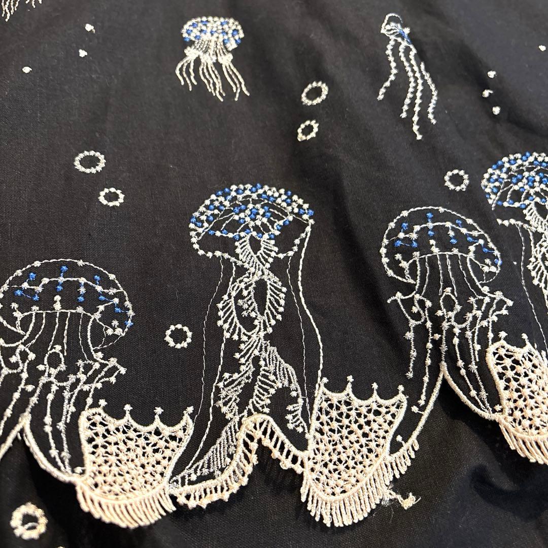 マーブルシュッド　クラゲレース刺繍チュニック　黒