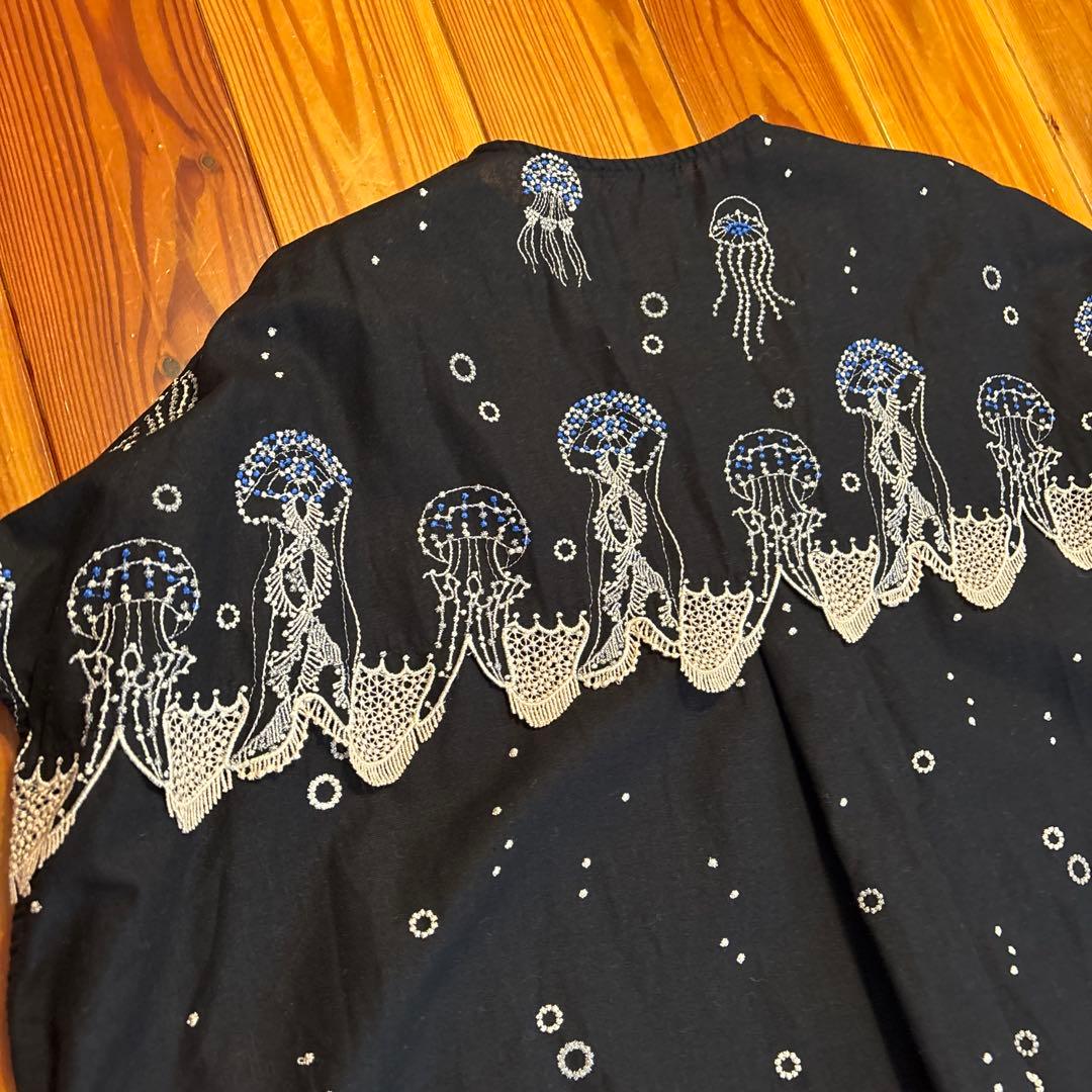 マーブルシュッド　クラゲレース刺繍チュニック　黒