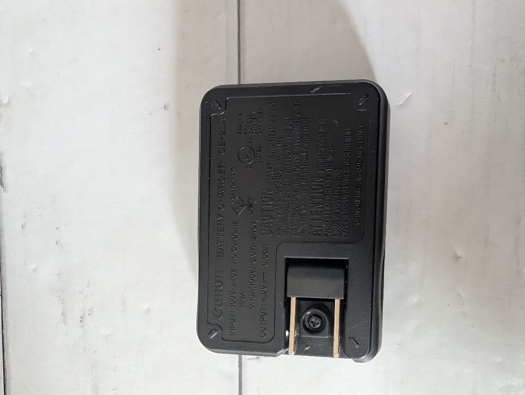 Canon Power Shot A3300 IS 充電器付き　sbt