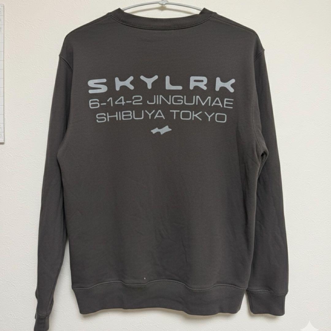 SKYLRK Tokyo pop up 限定　クルーネック　Mサイズ