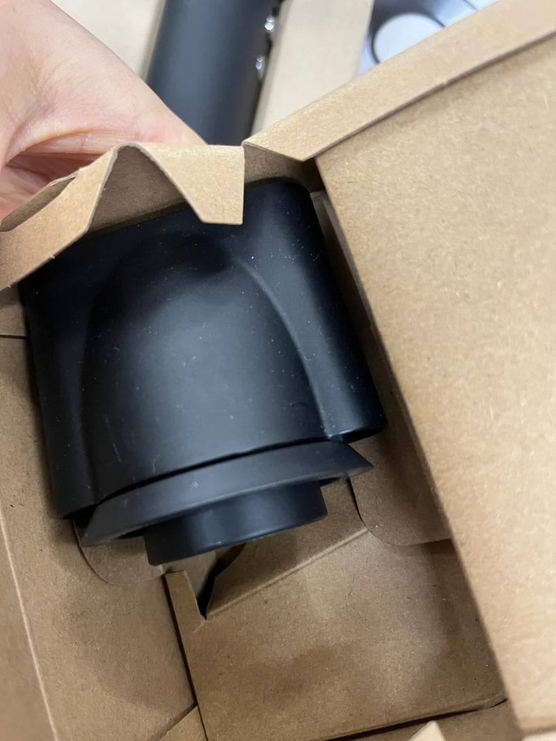 ★極美品★ダイソン　ヘアドライヤー　HD08