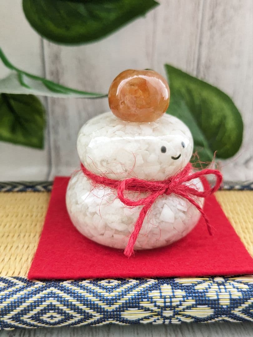 【きらっと】顔付き！かがみもちちゃん形オルゴナイト☆他３点