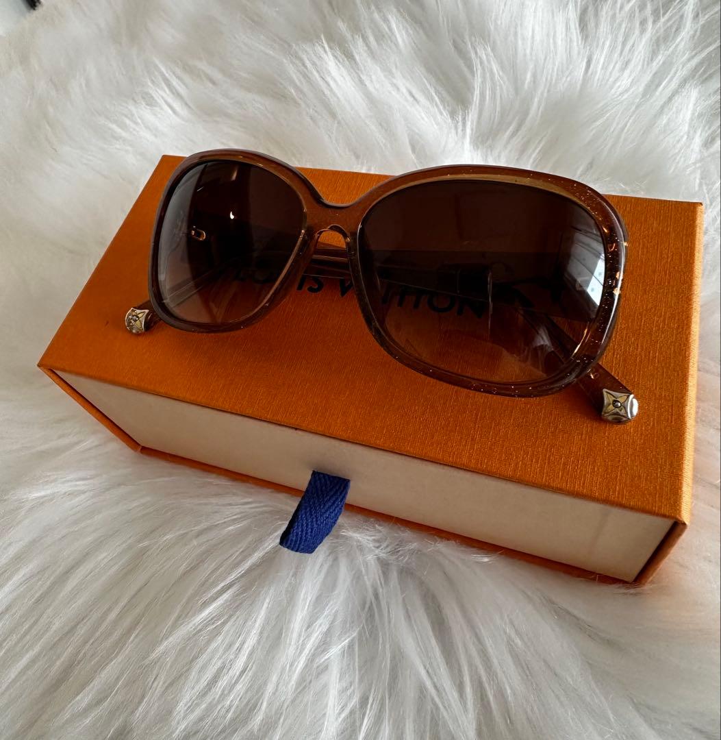 VUITTONサングラス