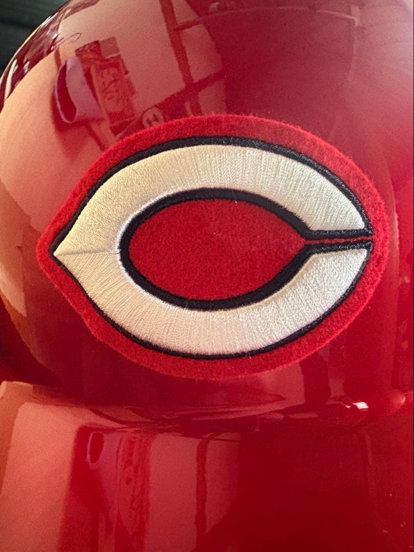 広島東洋カープ　プロ仕様ヘルメット　oサイズ