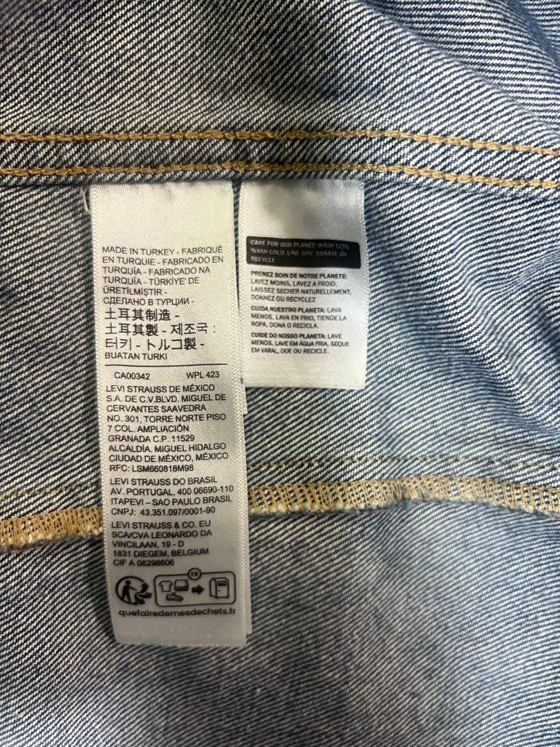 専用　 リーバイス　デニムジャケット M