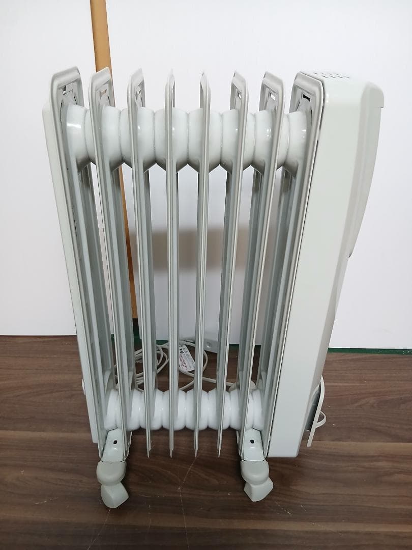 デロンギ オイルヒーター KHD410812-LG 暖房器具
