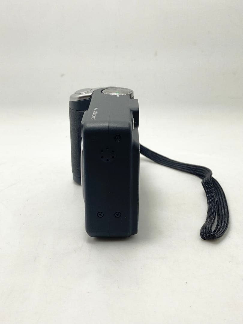 Nikon COOLPIX 8.1MP コンパクトデジタルカメラ／動作確認済