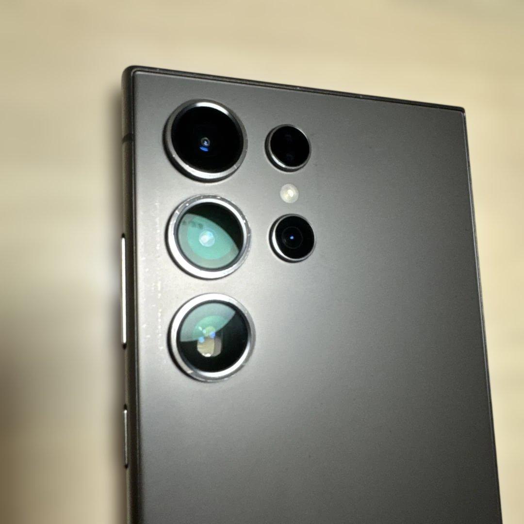 Galaxy S24 Ultra 512GB SIMフリー　海外版